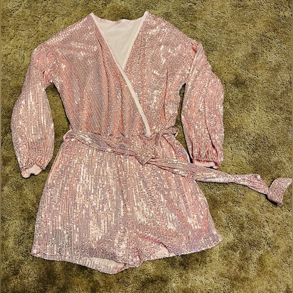 NWOT Pink sequin romper Size L